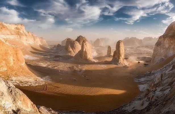 White Desert Awaits Ultimate Safari Adventure