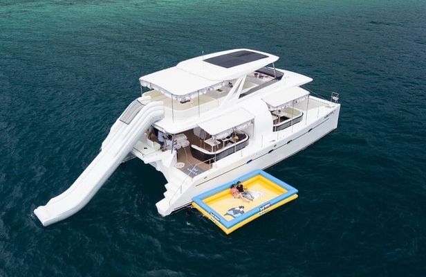 Kota Kinabalu Island Luxury Boat