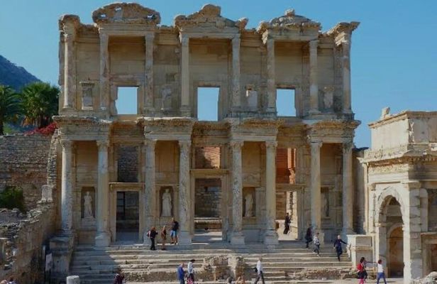 Experience Ephesus and Virgin Mary house with Transport
