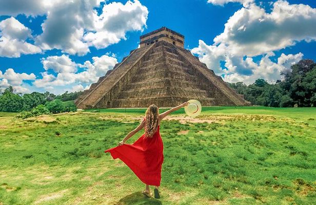 Chichen Itza by Van: Small Group, Fast Trip, Tickets + Lunch
