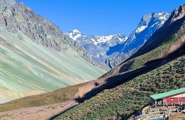 Private Getaway to Maipo Cajon, Thermal Baths and The Gypsum Reservoir