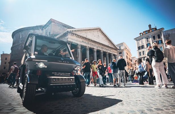 Rome: Private Golf Cart Tour