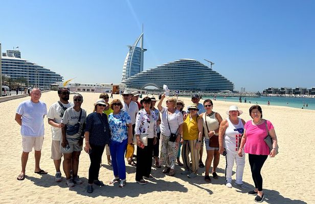 2 Days Private: Dubai Tour and Abu Dhabi Tour in English/Spanish
