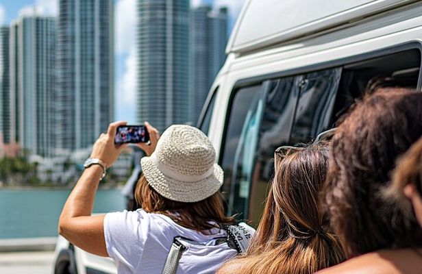 Miami 3 in 1 City Tour: South Beach, Wynwood & Little Havana