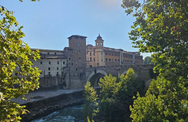 Hidden Gems of Rome Walking Tour