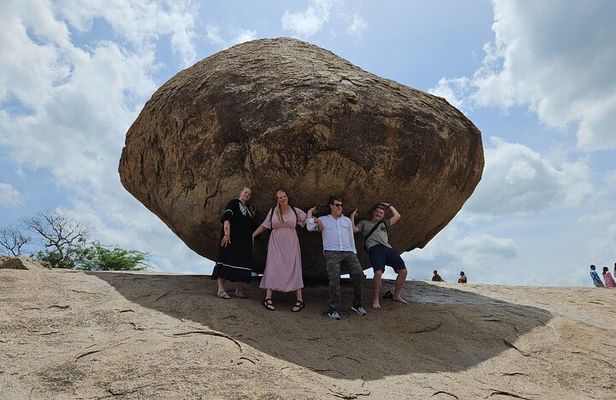 Explore Mahabalipuram & Kanchipuram: A Day Trip from Chennai!