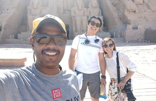 Private Full Day Tour to Abu Simbel temples from Luxor