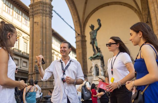 Renaissance Secrets with Elvis - Walking experience 