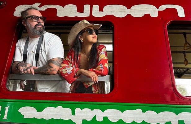 Floating & Railway Markets Private Tour