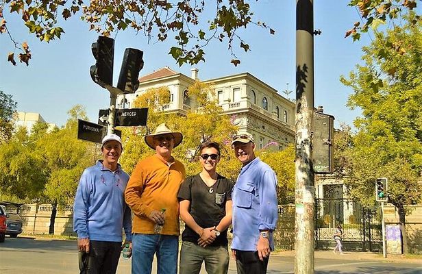 Private Walking in Santiago: Explore with a Local Expert + Lunch