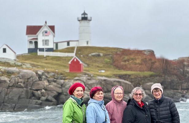 “Coastal Gems: Exclusive Private Tour to Maine’s South Coast & NH