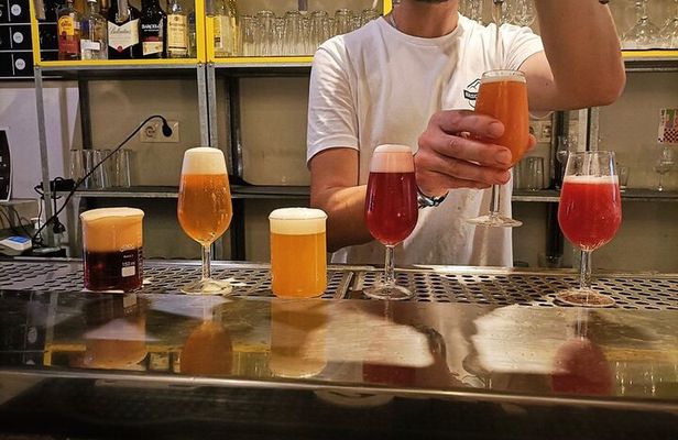 Experience of Craft Beer and Tapas in Ruzafa, Valencia