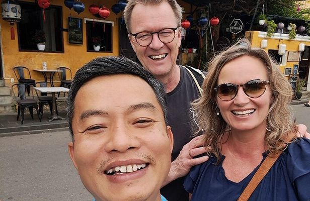 Hoian city tour & coffee making class with coconut or egg, salt 