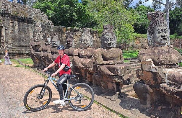 Angkor Wat Cycling Tour With local Tour Guide from Siem Reap
