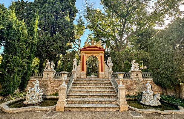 Excellent Private Photography Walking Tour & Workshop in Valencia