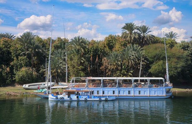 7 Days Dahabiya Spiritual Tour from Luxor with two days Cairo