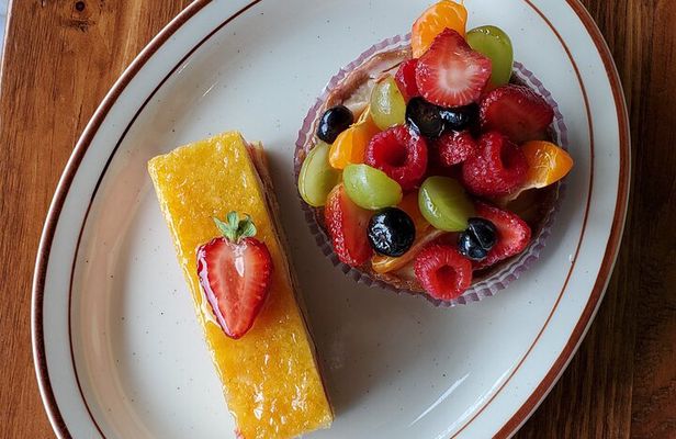 Desserts of Detroit Food Tour
