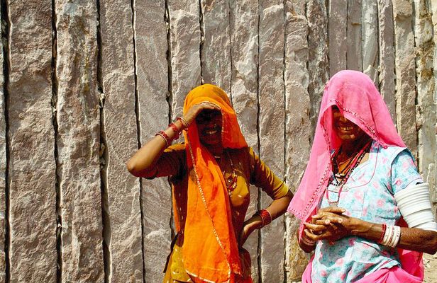 Half-Day Cultural Village Jeep Safari in Jaipur