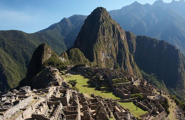 5 Day Cusco in Sacred Valley, MachuPicchu and Humantay Lake