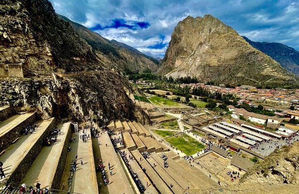 Two-Day Train Tour to Sacred Valley and Machu Picchu
