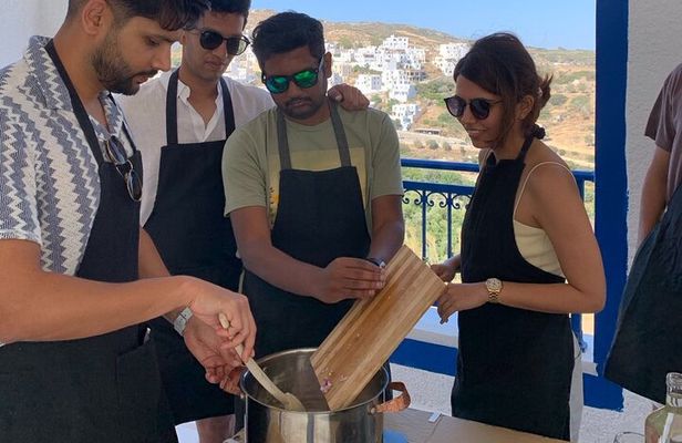 Kourounochori, Naxos : Gregory's Traditional Cooking Class