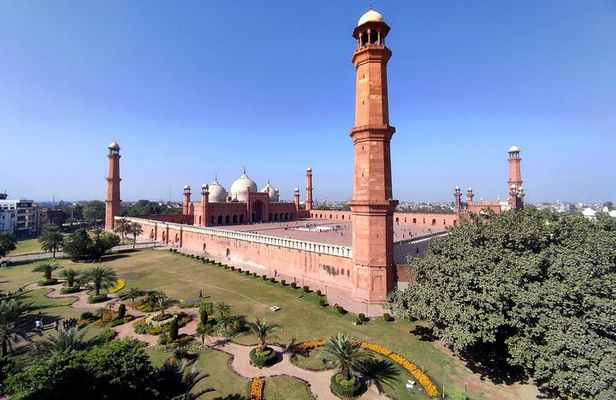 Lahore Heritage in a Day