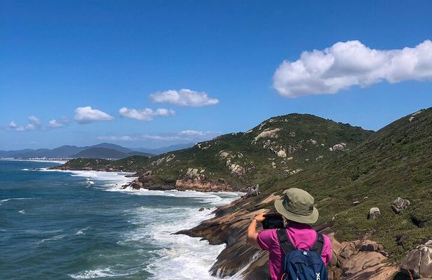 Tour Trail Praia da Gravatá with Picnic in Florianópolis 
