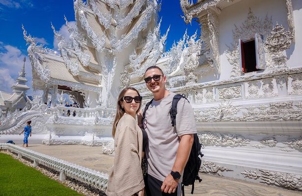 White, Blue, Black House/Red Temples Day Trip from Chiang Mai