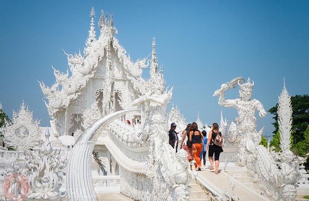Chiang Rai Temples Day Trip from Chiang Mai