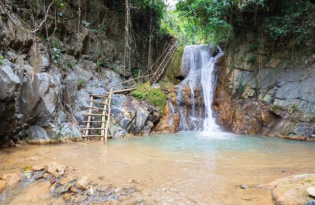 100 Water Falls Treking At Nong Khiaw(1 Day)