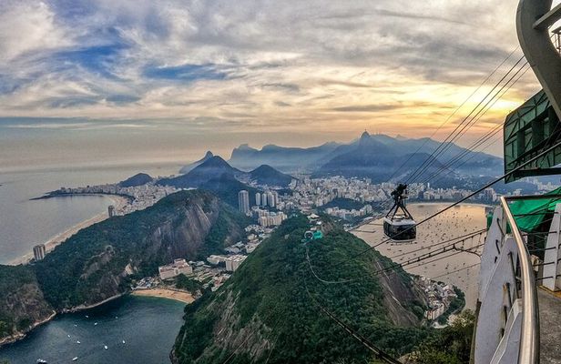 Personalized Tour in Rio. Main Attractions and Cultural Walk.