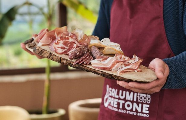 Flavours of Gubbio: Tastings of Salami Black Pork Brado