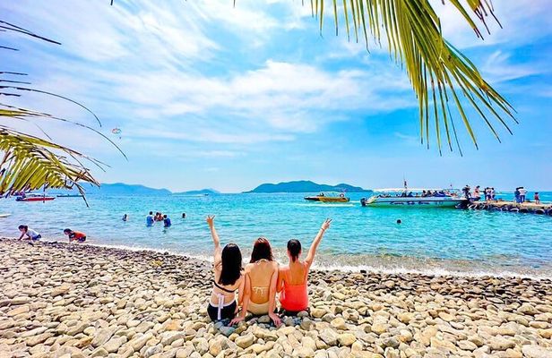 Nha Trang Mini Beach and 3 Islands Adventure