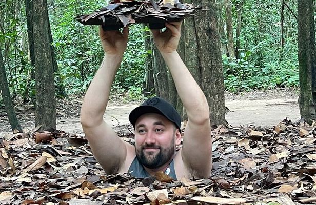 Cu Chi Tunnels, VIP Tour by Limousine Half-Day