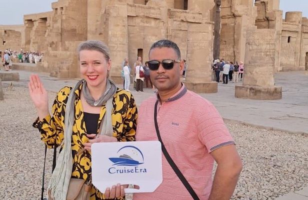 4 Days Aswan Luxor Nile Cruise Deluxe