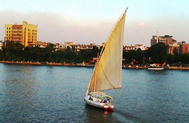 Private Felucca Tour in Cairo Nile River
