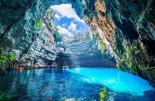 Half Day Private Tour Melissani, Drogarati & Myrtos Beach