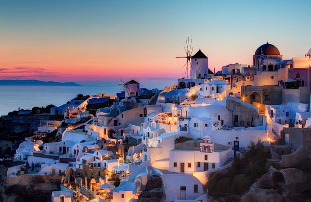 Private Santorini Tour with Local Guide –Custom 4h Experience
