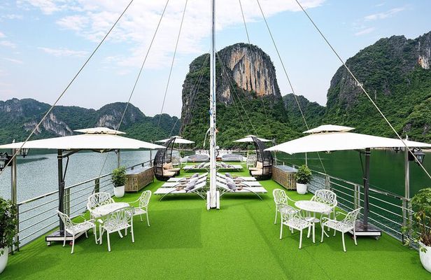 Hercules Premium/Luxury Cruise - Halong Bay Day Tour with 6 hours
