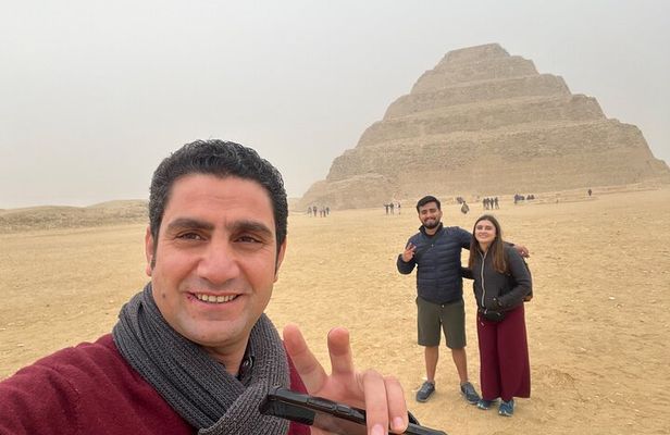 Luxury Private Tour-Memphis, Step, Red & Bent Pyramids with Lunch
