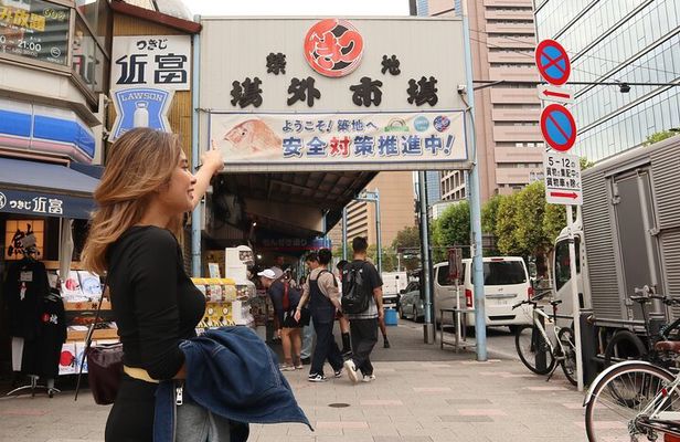 For Matcha lovers! Matcha Tasting & Sushi Lunch Tour in Tsukiji