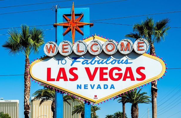 Las Vegas with Hoover Dam, 2-Days Tour from LA