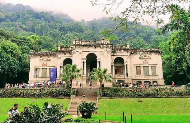 Guided Tour to Botanical Garden and Lage Park