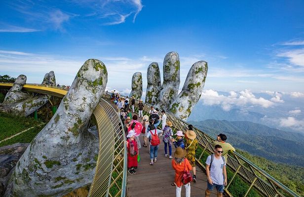 BaNa Hills and Golden Bridge Cable Car Tour with Buffet Lunch
