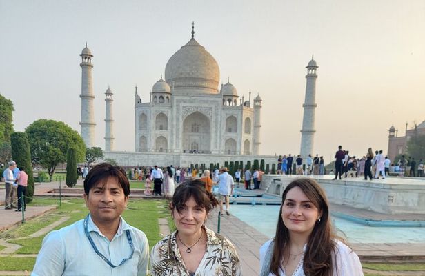 Private Tajmahal and Agra Fort Tour