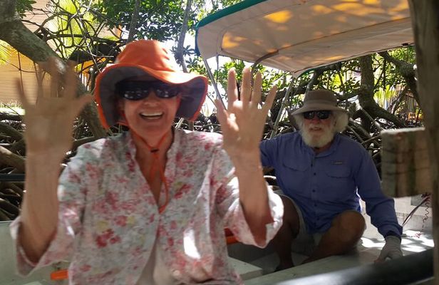 Private Tour on Roatan with a Professional Guide