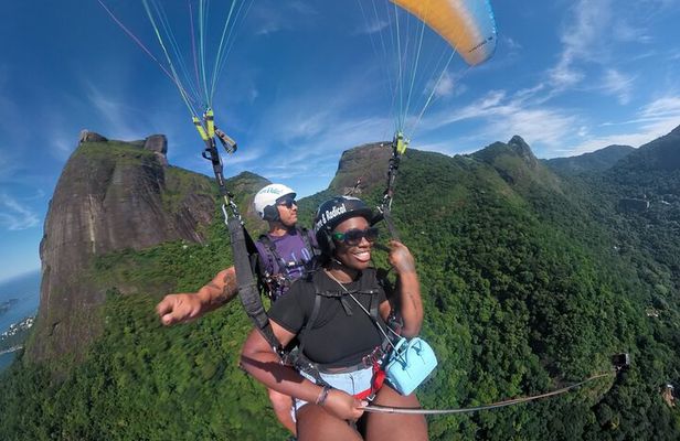 Paragliding Experience in Rio de Janeiro Brazil
