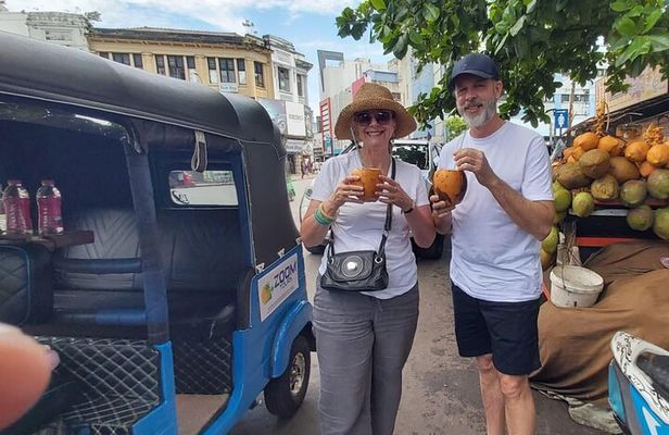 Colombo City Tour with Lunch/Dinner - All Inclusive