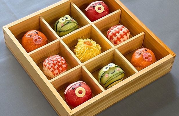 Tokyo Cute Sushi : Kawaii Character Sushi Cooking Class!