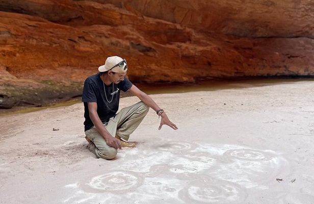 Bungle Bungle day trek from Halls Creek - Fly, 4wd, Trek
